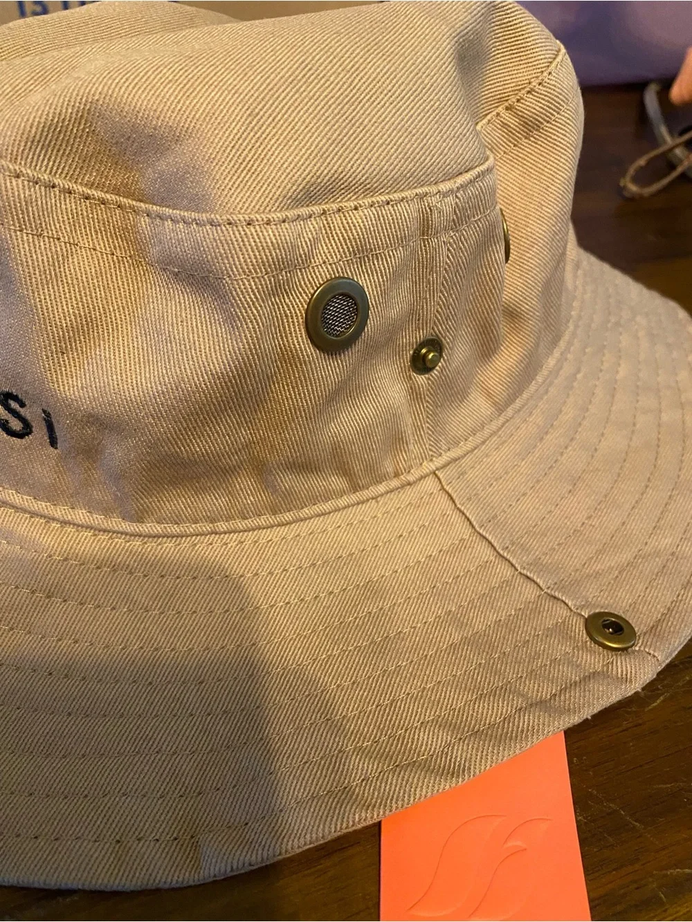 Farmasi Bucket Hat